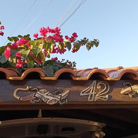 Casa Agradavel, 50M Da Praia Freguesia Do Ribeirao Da Ilha ฟลอเรียนอโปลิส ภายนอก รูปภาพ